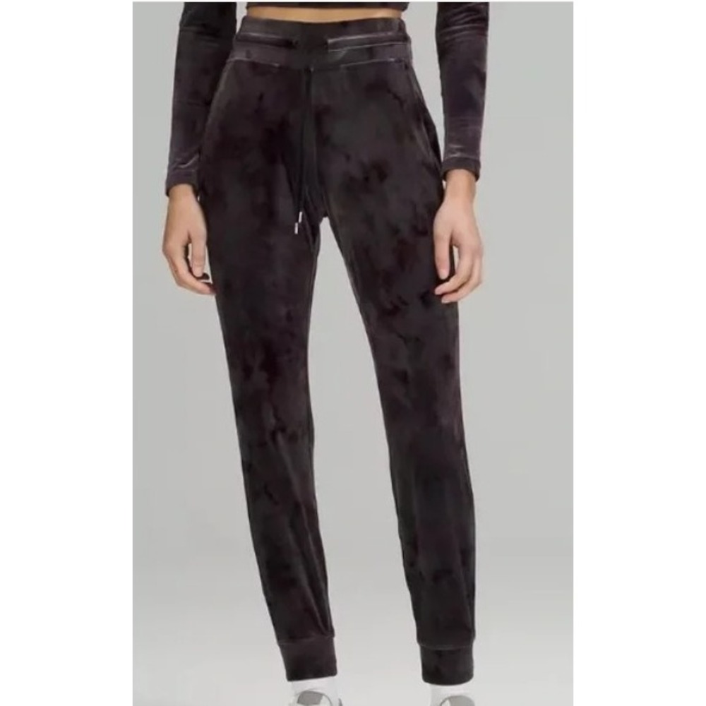 LULULEMON Ready to Crush High Rise Velour‎ Jogger Gray Purple Women's 14